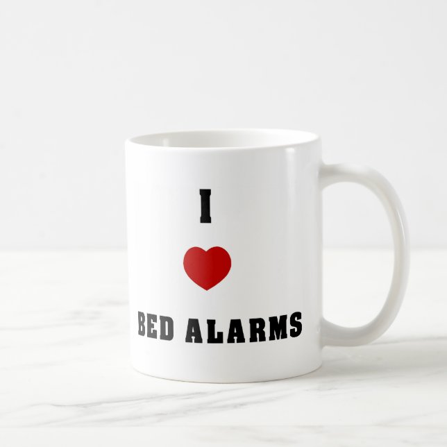 I Liebe-Bett-Warnungen Tasse (Rechts)