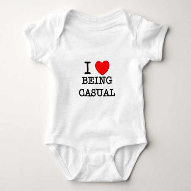 I Liebe, die lässig ist Baby Strampler (Vorderseite)
