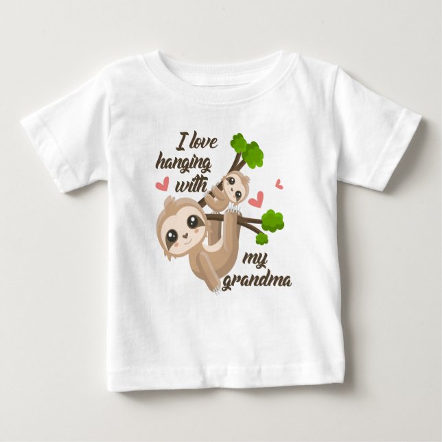 I Liebe, die mit meiner Großmutter hängt Baby T-shirt (Vorderseite)