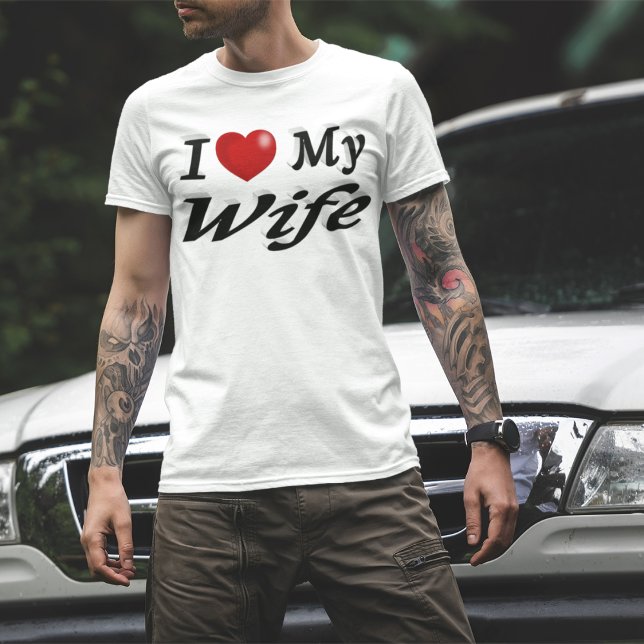 I Liebe Meine Ehefrau niedlicher schwarzer Text T-Shirt (Von Creator hochgeladen)