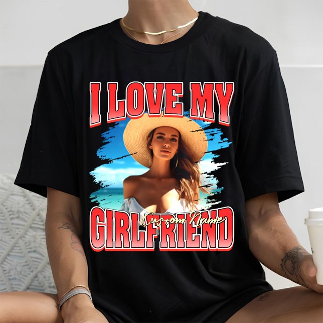 I Liebe My Girlfriend Valentinstag Rap T-Shirt (Von Creator hochgeladen)