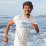I Liebe Port Aransas Niedlich Texas Beach T-Shirt<br><div class="desc">Ich Liebe Port Aransas T - Shirt mit einem niedlichen herzförmigen Foto der Texas-Küste. Schöne Küstengewässer machen mich glücklich im Sommerurlaub. Ein niedlicher Sake.</div>