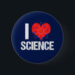 I Liebe Science Button<br><div class="desc">Ich Liebe Science Frauenknopf mit einem coolen Atom-Modell umwickelt um ein rotes Herz. Ein großartiges Geschenk für einen Naturwissenschaftslehrer oder einen Wissenschaftler, den Lieben experimentieren.</div>