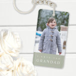 I Liebe You Grandad Modern Sage Green 2 Foto Schlüsselanhänger<br><div class="desc">Personalisierte Custom Fotos I Liebe Sie Grandad Modern Sage Green 2 Foto Schlüsselanhänger. Personalisieren Sie es mit Ihren Fotos auf der Vorder- und Rückseite.</div>