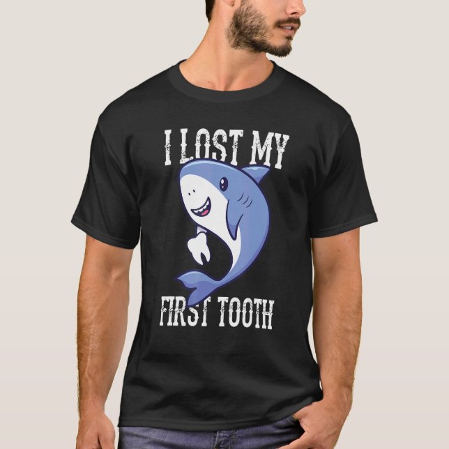 I Lost My First Tooth  Shark Boys Tooth Fairy T-Shirt (Vorderseite)