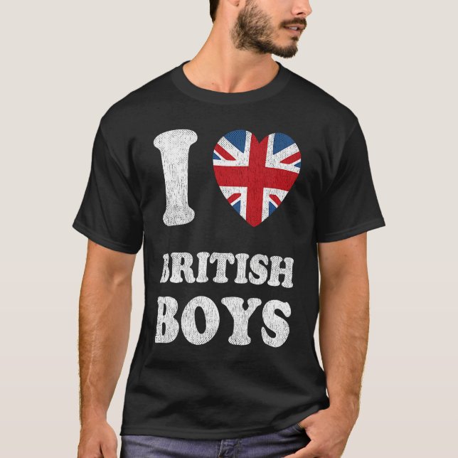 I Love British Boys UK Union Jack Heart Flag T-Shirt (Vorderseite)
