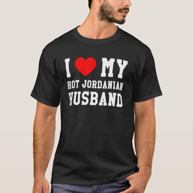 I Love My Hot Jordanian Husband Red Heart T-Shirt (Vorderseite)