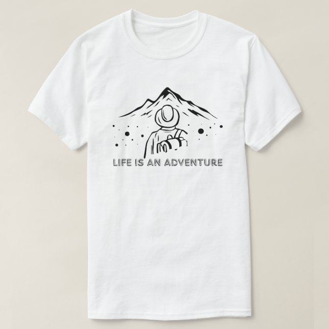 I love spending as much time as possible outdoors T-Shirt (Design vorne)