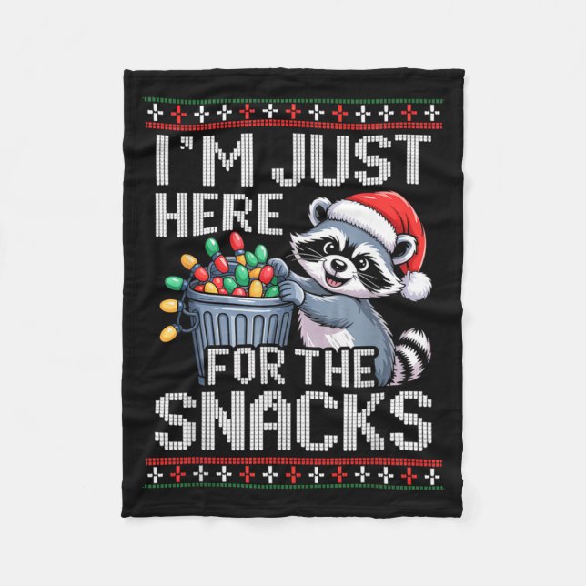 I’m Just Here For The Snacks Raccoon Christmas Ugl Fleecedecke (Vorderseite)