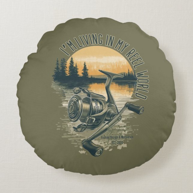 I’m Living in My Reel World | Fishing lake  Rundes Kissen (Vorderseite)