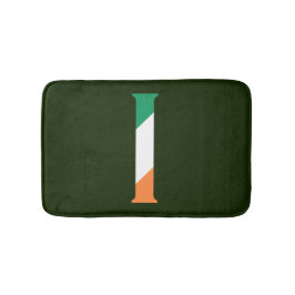 I Monogram überlagert sich auf irischer Flagge Badematte