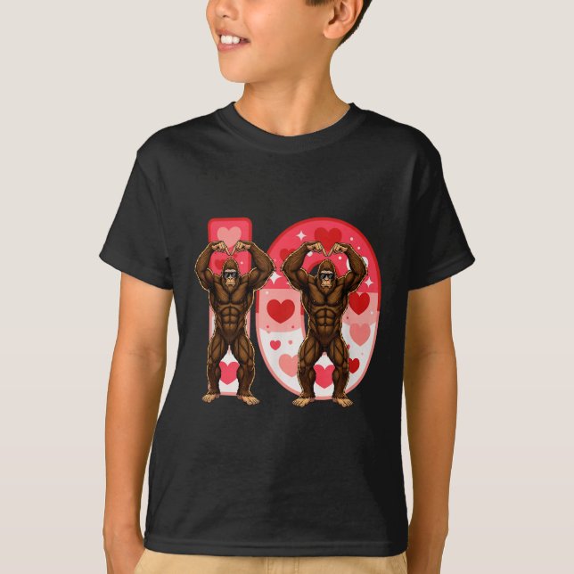 I-o Couples Matching Funny Bigfoot In Midwestern V T-Shirt (Vorderseite)