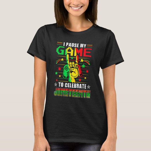 I Paused My Game To Celebrate Juneteenth Black Kid T-Shirt (Vorderseite)