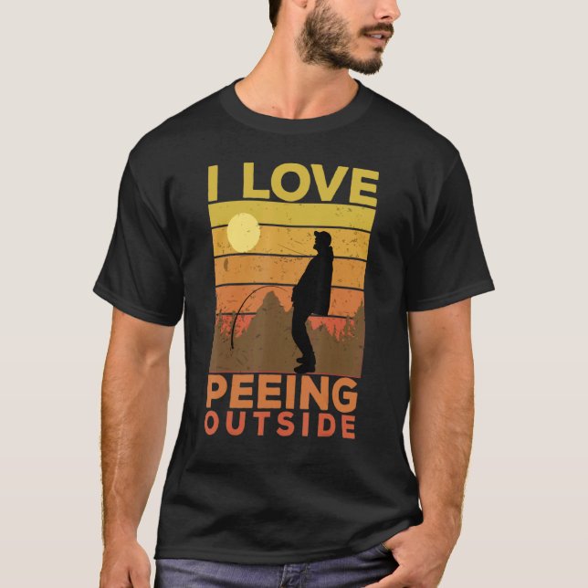 I Piss Outside Camping T-Shirt (Vorderseite)