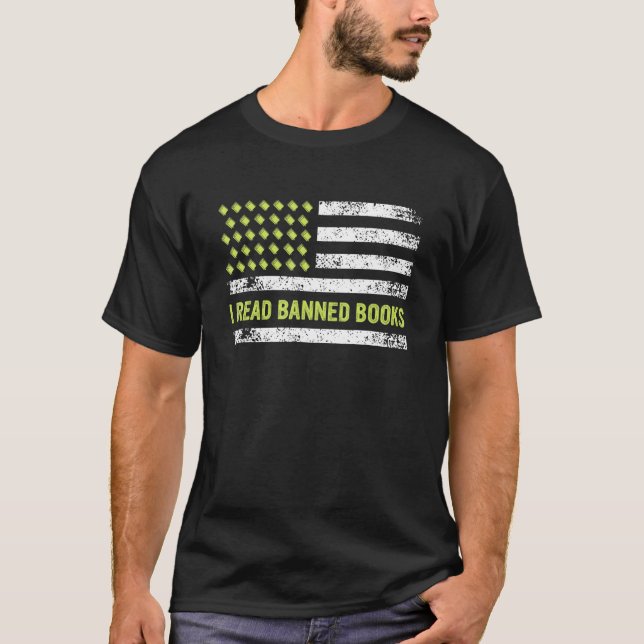 I Read Banned Books Retro Usa Flag Reading Librari T-Shirt (Vorderseite)