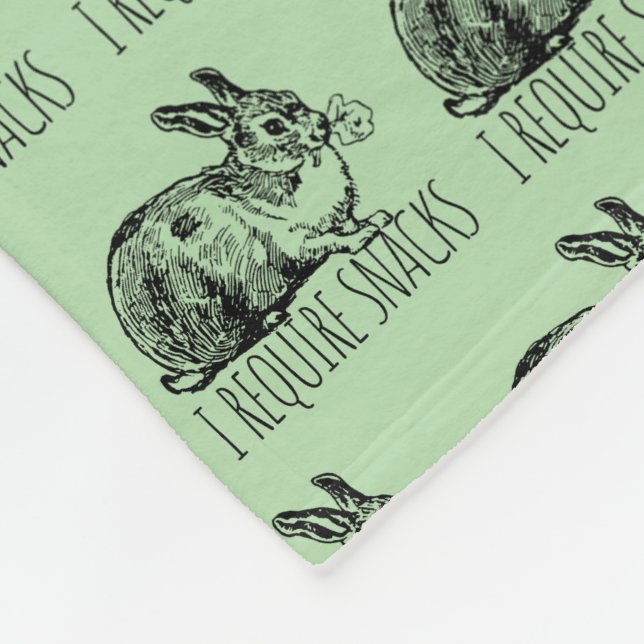 I Require Snacks Cute Bunny Rabbit Fleecedecke (Ecke)