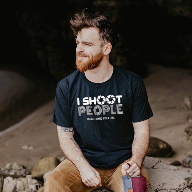 I shoot people funny photographer lover quote T-Shirt (Von Creator hochgeladen)