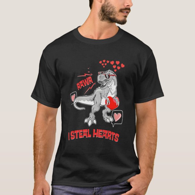 I Steal Hearts Valentines Day Dinosaur Boys Men Lo T-Shirt (Vorderseite)