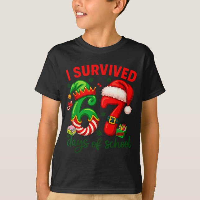 I Survived 67 Days Of School Christmas Candy Cane  T-Shirt (Vorderseite)