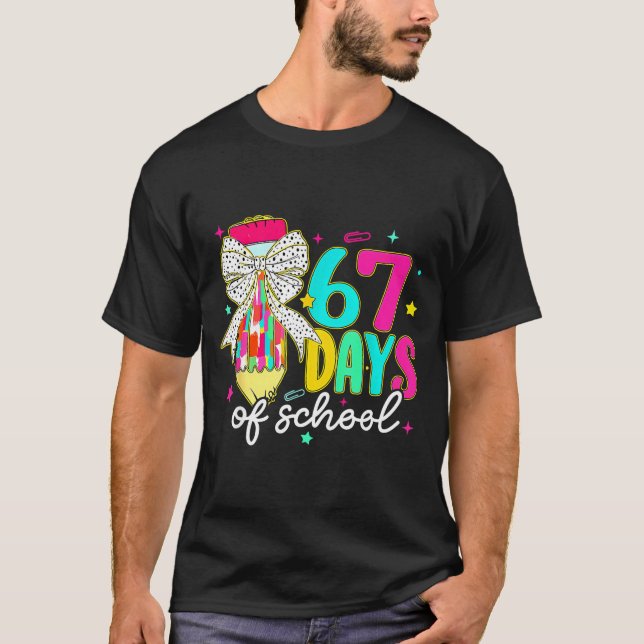 I Survived 67 Days Of School Funny 67 Meme Teacher T-Shirt (Vorderseite)