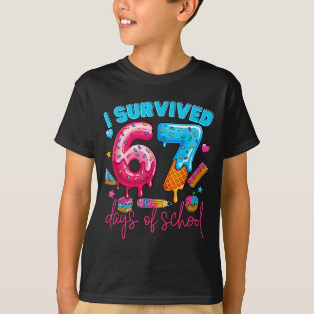 I Survived 67 Days Of School Funny 67 Teachers Stu T-Shirt (Vorderseite)