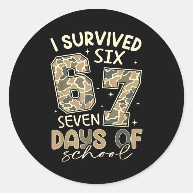 I Survived 67 Days Of School Funny Meme Teacher St Runder Aufkleber (Vorderseite)