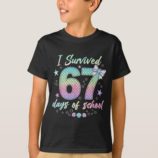 I Survived 67 Days Of School Mermaid Coquette Bow  T-Shirt (Vorderseite)