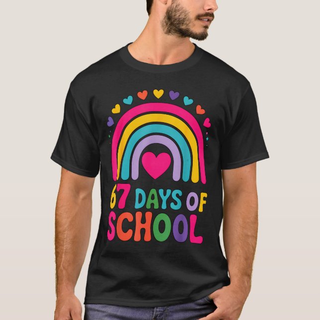 I Survived 67 Days Of School Tie Die Rainbow Lover T-Shirt (Vorderseite)