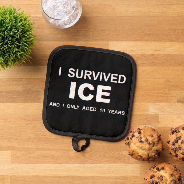 I Survived ICE  Topflappen (Oben Unten)