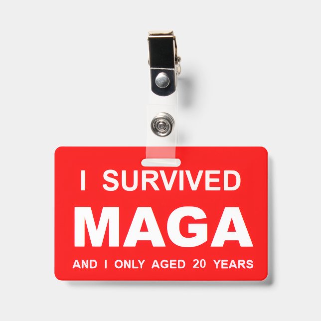 I Survived MAGA Ausweis (Vorderseite mit Clip)