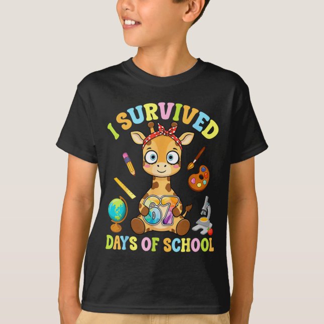 I Survived Six Seven Days Of School Cute Giraffe S T-Shirt (Vorderseite)