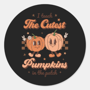 I Teach The Cutest Pumpkins In the Patch Retro Tea Runder Aufkleber