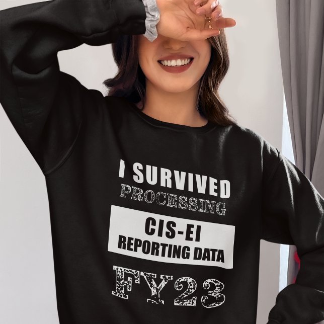 I Überlebte Verarbeitung der Daten für die GUS-EI- Sweatshirt (Von Creator hochgeladen)