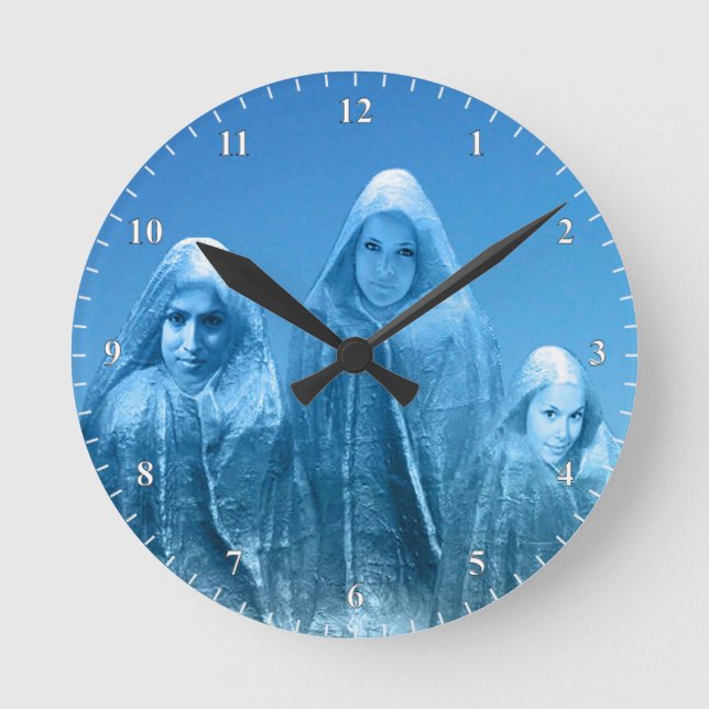 Ice Blue Sky Runde Wanduhr (Vorderseite)