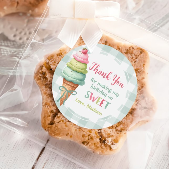 Ice Cream Blue Bow Gingham Birthday Party Runder Aufkleber (Von Creator hochgeladen)