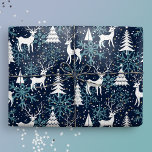 Ice Crystal Christmas Deer Aquamarin Geschenkpapier<br><div class="desc">Diese skurrile Geschenkpackung bietet eine festliche nordische Waldlandschaft mit Hirsch,  Weihnachtsbäumen und Schneeflocken. Mit winzigen goldenen Sternen,  ist es bereit,  eine Touch der Magie und Staunen zu Ihren Winterferien mit Ihren Lieben hinzuzufügen. Mitternachtsblau,  weißes Reh und Bäume,  aquamarine Schneeflocken. Originelle Kunstwerke von Marketa Stengl.</div>