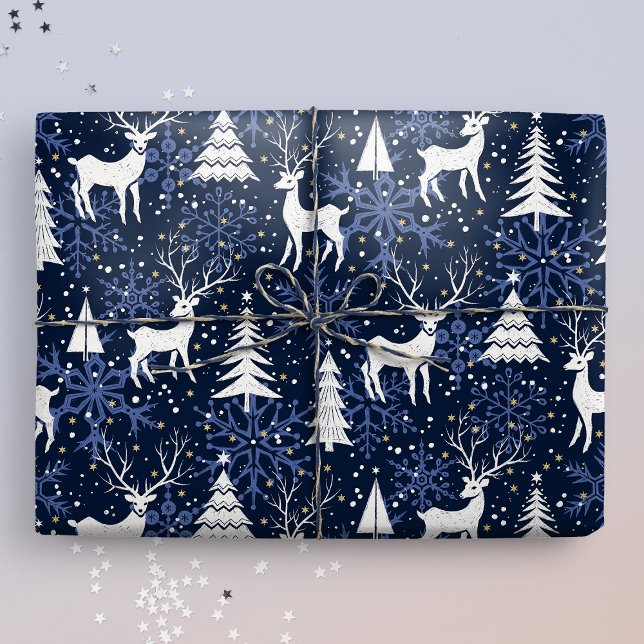 Ice Crystal Christmas Deer Cobalt Blue Geschenkpapier (Von Creator hochgeladen)