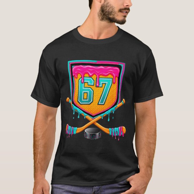 Ice Hockey Drip Number 67 Ice Hockey Player  T-Shirt (Vorderseite)