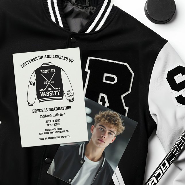 Ice Hockey Varsity Jacket Graduation Party Einladung (Hockey Graduation Party Invitation)