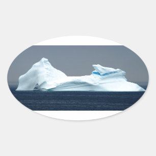 Icebergs in Neufundland Ovaler Aufkleber
