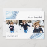Iced Agate | Hanukkah Foto Collage Card Feiertagskarte<br><div class="desc">Senden Sie Hanukkah Grüße an Freunde und Familie mit unseren eleganten Fotokarten. Die Karte ist so konzipiert, dass sie drei Ihrer liebsten quadratischen Fotos, die nebeneinander in einem Collage-Format angeordnet sind, aufnehmen kann. Sie bietet Aquarellfarben-Agate-Slice-Illustrationen in hellblau für einen modernen, aber festlichen Look. Personalisieren Sie mit Ihrem Hanukka Gruß und...</div>