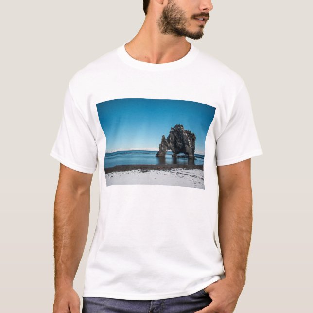 Iceland Ocean view Hvitserkur T-Shirt (Vorderseite)