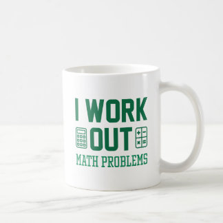 Ich arbeite die Mathematik-Probleme aus Kaffeetasse