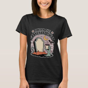 Ich arbeite in der Nachtschicht Nachtarbeiter - T-Shirt