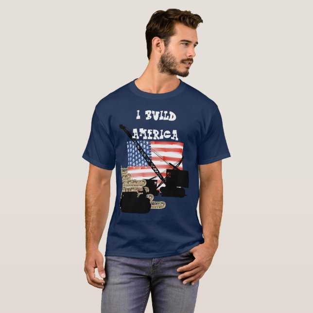 ICH BAUTE AMERIKA-BETRIEBSMOTOR-PATRIOTISCHE FLAGG T-Shirt (Vorne ganz)