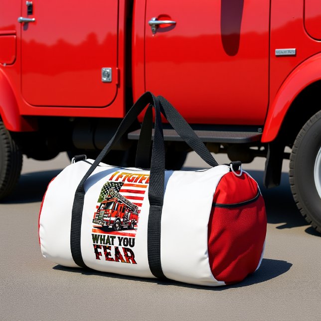 Ich bekämpfe, was du fürchtest duffle bag (Von Creator hochgeladen)
