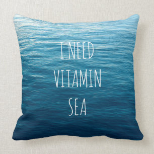 ICH BENÖTIGE VITAMIN-MEER - Pillow mit Kissen