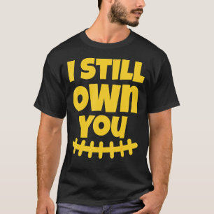 Ich besitze immer noch große amerikanische Fußball T-Shirt