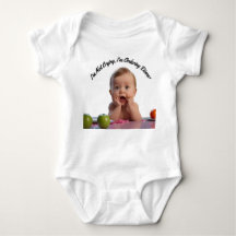 Ich bestelle den Baby Bodysuit für das Abendessen