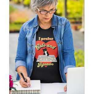 Ich bevorzuge Katzen und Jigsägen T-Shirt